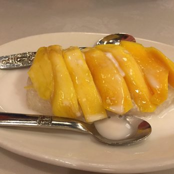 Bangkok Thai - Sticky rice & Mango - Star of the show! - Thai Near Me - Spokane, Washington