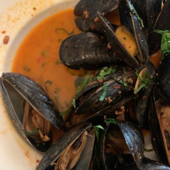 Neptune Oyster - Seafood Near Me - Boston, Massachusetts