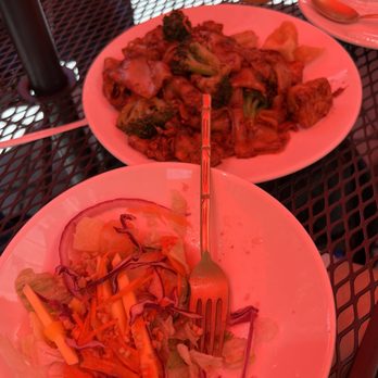 Nicky's Thai Kitchen - Phad See Eaw - Thai Near Me - Pittsburgh, Pennsylvania