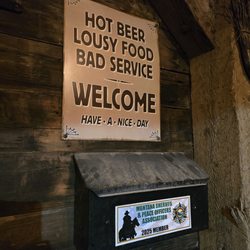Jenny’s Kitchen - Entry sign