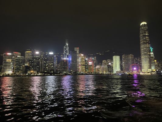 Aqualuna (Tsim Sha Tsui Pier No. 1) by null