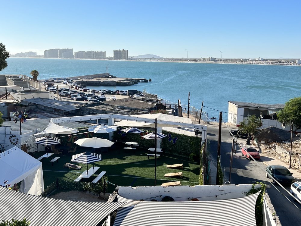 GRAPES AND BARLEY 37 Photos & 15 Reviews C. Jose Alcantar 20