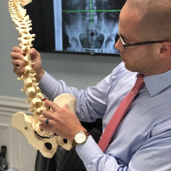 Ezell Chiropractic - Chiropractors Near Me - St. Charles, Missouri Ezell Chiropractic - Chiropractors Near Me - St. Charles, Missouri