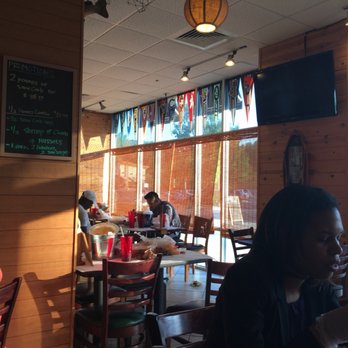 Crackin Crawfish - Cajun/Creole Near Me - Charlotte, North Carolina