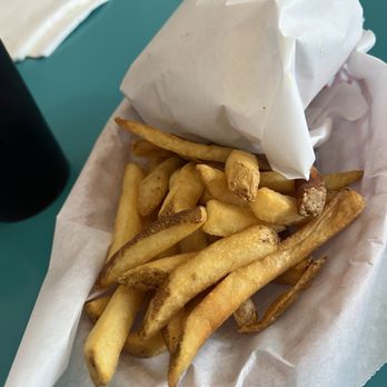 Hunky's Hamburgers - Cheeseburger with fries - Burgers Near Me - Dallas, Texas