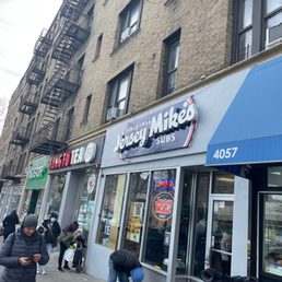 new store front on broadway, 5 min walk from A/C/1 trains new store front on broadway, 5 min walk from A/C/1 trains