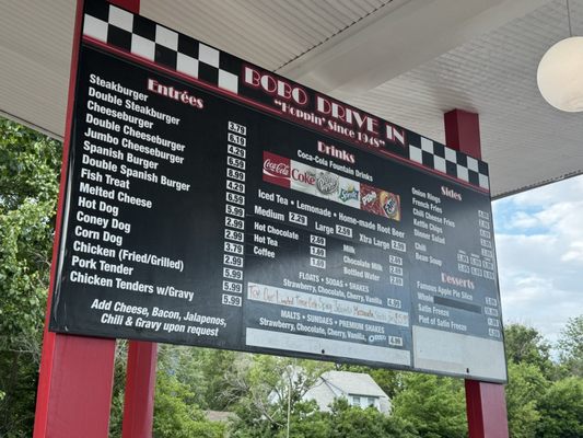 Bobo's Drive In by null