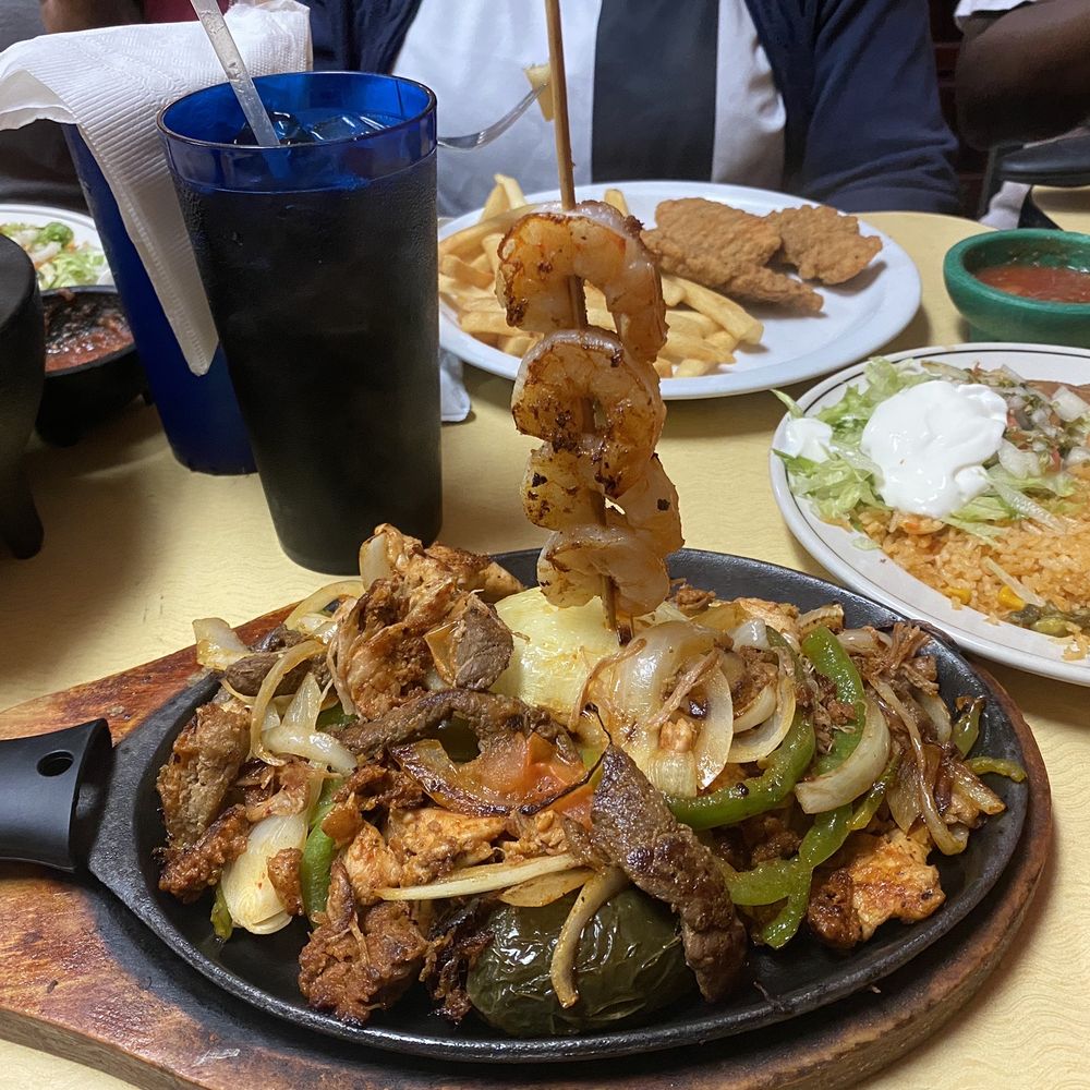 El Molcajete - Mexican Near Me - Rock Hill, South Carolina El Molcajete - Mexican Near Me - Rock Hill, South Carolina
