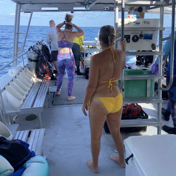 Captain's Corner - Scuba Diving Near Me - Key West, Florida Captain's Corner - Scuba Diving Near Me - Key West, Florida