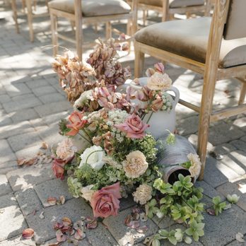 Hadley and Ren Design - Floral Designers Near Me - Costa Mesa, California Hadley and Ren Design - Floral Designers Near Me - Costa Mesa, California
