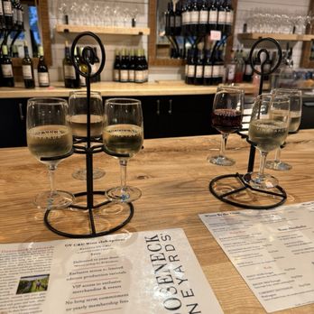 Gooseneck Vineyards - Wine sampling - Wineries Near Me - North Kingstown, Rhode Island