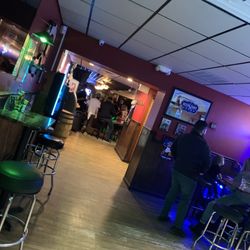 Quinn's Restaurant & Lounge