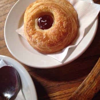 Tryst - Fruit and cheese tart - Lounges Near Me - Washington, DC, District of Columbia