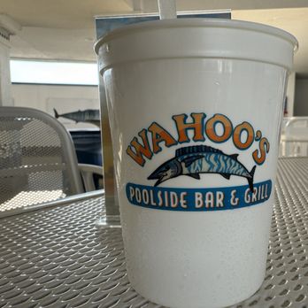 Wahoo's Poolside Bar and Grill - Wine Bars Near Me - 39530, Mississippi