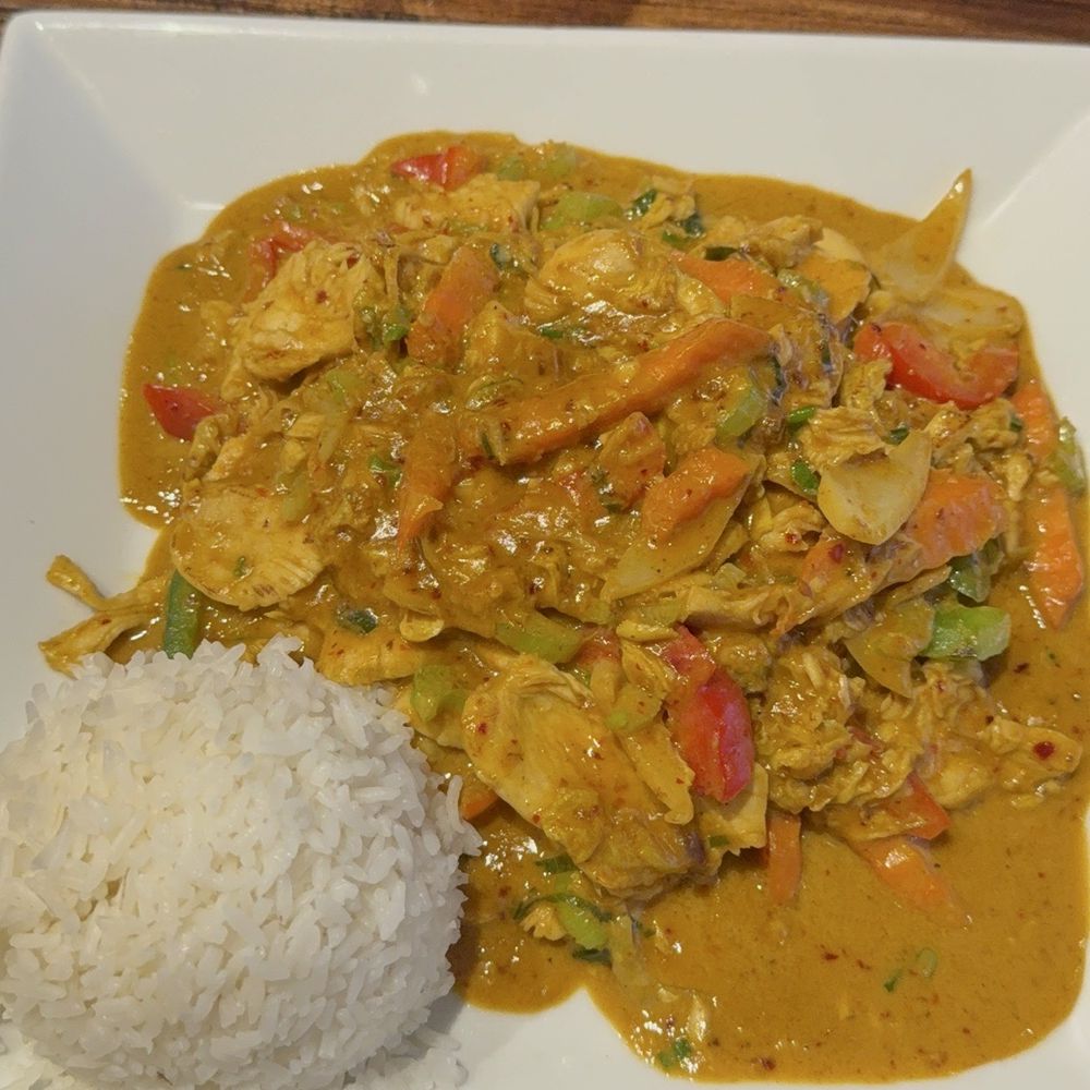 Mai Thai - Chicken in The Mud - Thai Near Me - Omaha, Nebraska