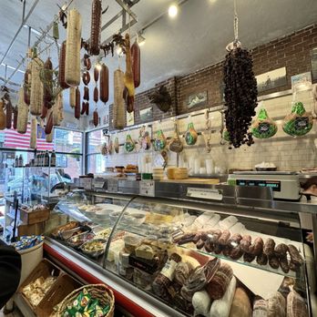 Monica's Mercato - Italian Near Me - Boston, Massachusetts Monica's Mercato - Italian Near Me - Boston, Massachusetts