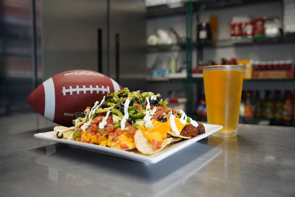 JAMS 209 SPORTS BAR & GRILL 177 Photos & 175 Reviews 591 Bellevue