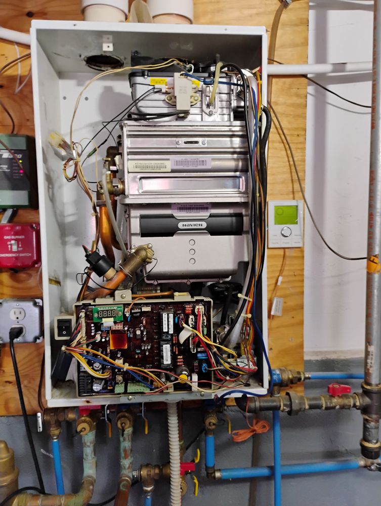 Slide of B&T Plumbing & Heating