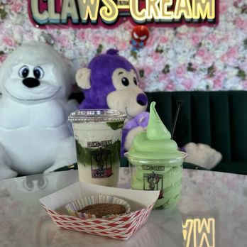 Claws and Cream - Coffee & Tea Near Me - Garden Grove, California Claws and Cream - Coffee & Tea Near Me - Garden Grove, California