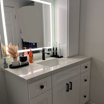 Elite Kitchen & Bath - White shaker vanity with quartz countertop - Cabinetry Near Me - Tacoma, Washington