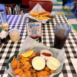6 Fried Shrimp Basket with Okra