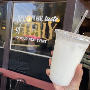 Little Cannoli Bakery - Coconut Italian soda - Coffee & Tea Near Me - Salem, Oregon