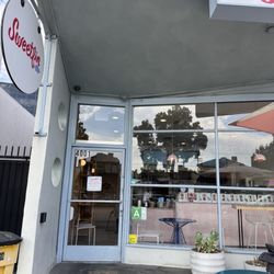 Sweetfin Poke Burbank - Sweetfin Poke Bowl, Burbank location.