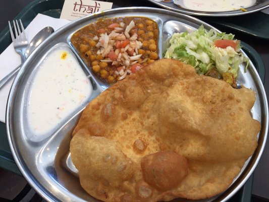 Thali Cuisine Indienne by null