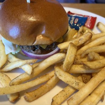 Applebee's Grill + Bar - Cheeseburger & fries from lunch menu - Sports Bars Near Me - Hamilton, Ohio