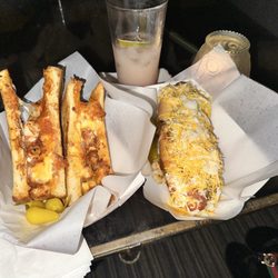 Good Times at Davey Wayne's - Grilled cheese & chili dog. Superb!!!