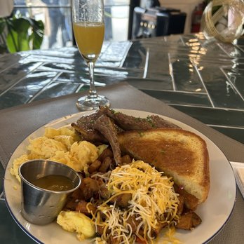 Breakfast At Barneys - Lamb chops, fried potatoes & eggs - Breakfast & Brunch Near Me - Atlanta, Georgia Breakfast At Barneys - Lamb chops, fried potatoes & eggs - Breakfast & Brunch Near Me - Atlanta, Georgia