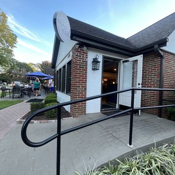North End Kitchen & Bar - Entrance - New American Near Me - Roswell, Georgia North End Kitchen & Bar - Entrance - New American Near Me - Roswell, Georgia