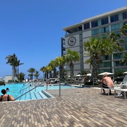 Sheraton Puerto Rico Resort and Casino - Infiniti pool