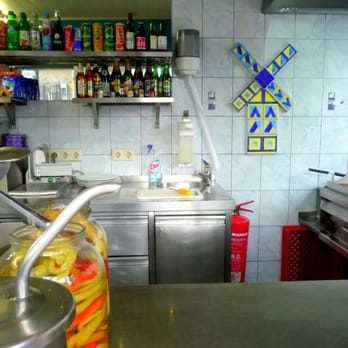 Würstelstand Leo - Curry Sausage Near Me - Vienna, 9