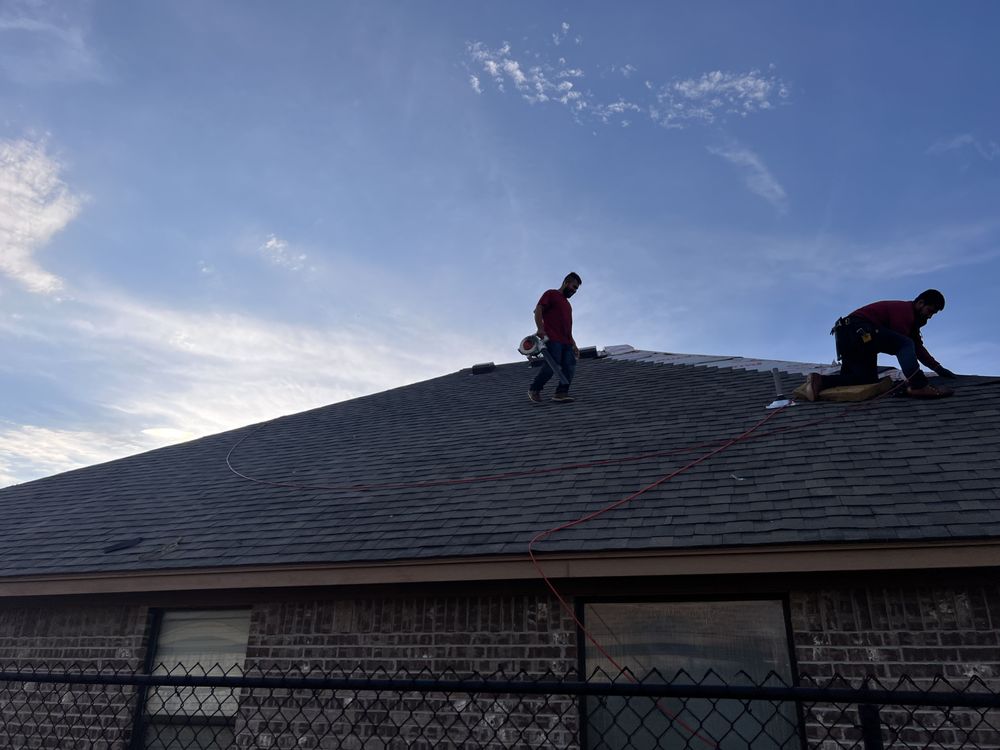 Slide of B&M Roofing