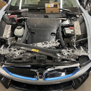 Advanced Auto Body - Before and after of a BMW i8 supercar. - Auto Repair Near Me - Skokie, Illinois