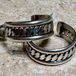 Mesa's Edge - Navajo earrings I purchased! Simple and yet beautiful. They were only $30+!!