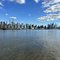Guttenberg North Bergen Waterfront Park - View of manhattan