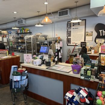 Three Dog Bakery - Rice Village - Pet Stores Near Me - Houston, Texas Three Dog Bakery - Rice Village - Pet Stores Near Me - Houston, Texas