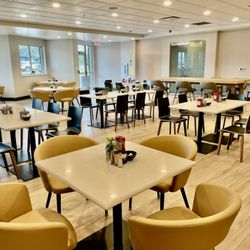 The 1750 Grille - Breakfast served in our dining room daily