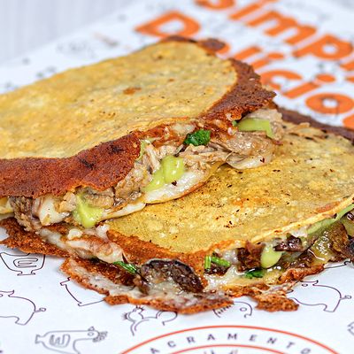 Chando's Tacos by null