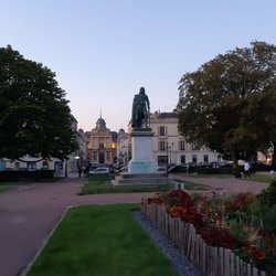 Statue de la Place Hoche