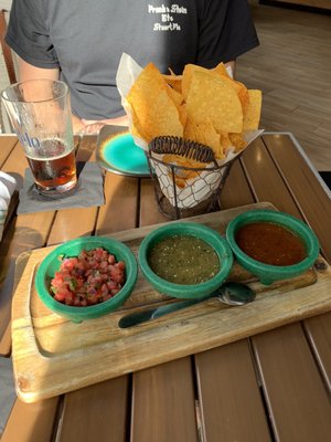 Avocado Cantina by null