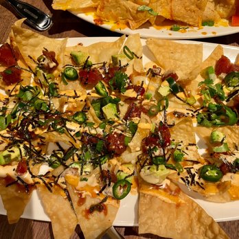 Yard House - Poke nacho - New American Near Me - Boston, Massachusetts