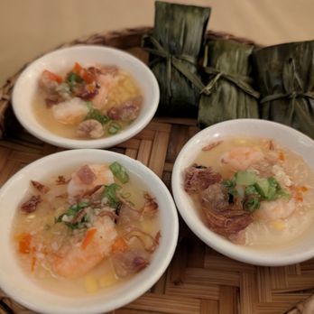 Co Lạc - Bánh Bèo (part of Huế Sampler Set) - Vietnamese Near Me - New York, New York Co Lạc - Bánh Bèo (part of Huế Sampler Set) - Vietnamese Near Me - New York, New York