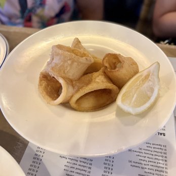 El Trompo - Calamari - Mediterranean Near Me - Valencia, V El Trompo - Calamari - Mediterranean Near Me - Valencia, V