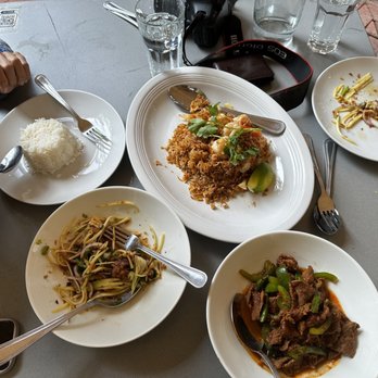 Baan Siam - Mango Salad, Tom yum fried rice, Green bean and Beef stir fry - Thai Near Me - Washington, DC, District of Columbia