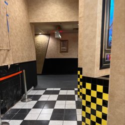 Cinemark Movies 18 and XD