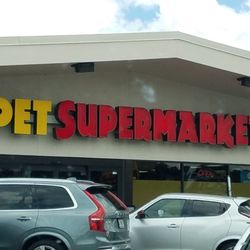 Pet Supermarket - Store front.