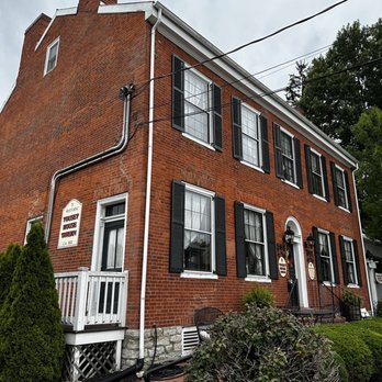 Tousey House Tavern - The restaurant gives off a lovely vibe. - Southern Near Me - Burlington, Kentucky
